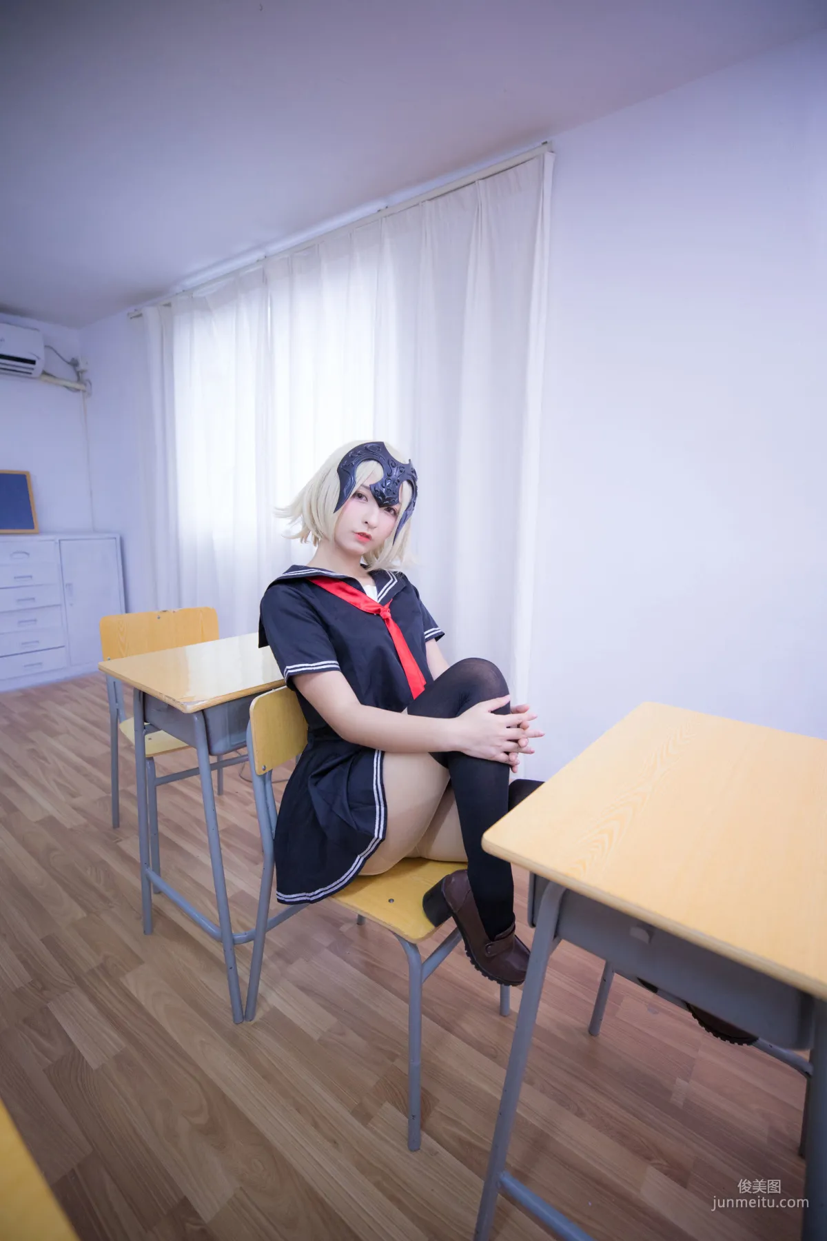 神楽坂真冬《放課後》 [蘿莉COSPLAY] 寫真集 82