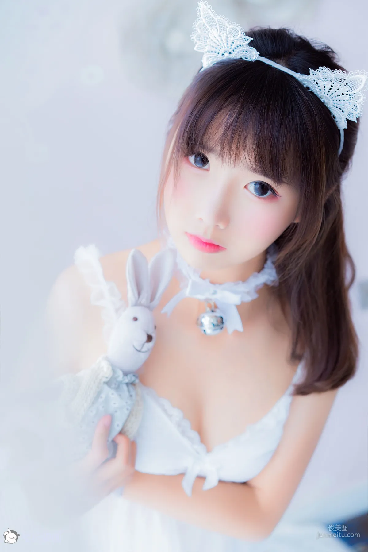 面餅仙兒《吊帶睡衣》 [福利COSPLAY] 寫真集 28