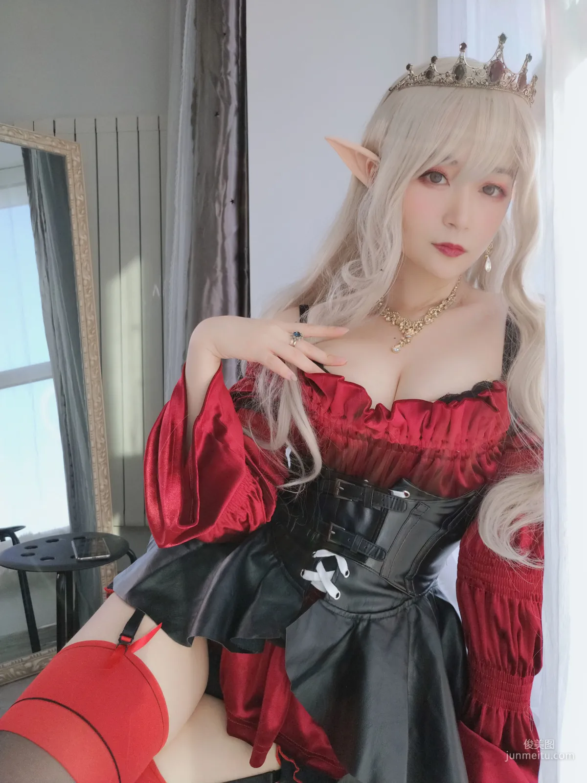 COSER白銀81《皇家吸血鬼》 [COSPLAY少女] 寫真集 17