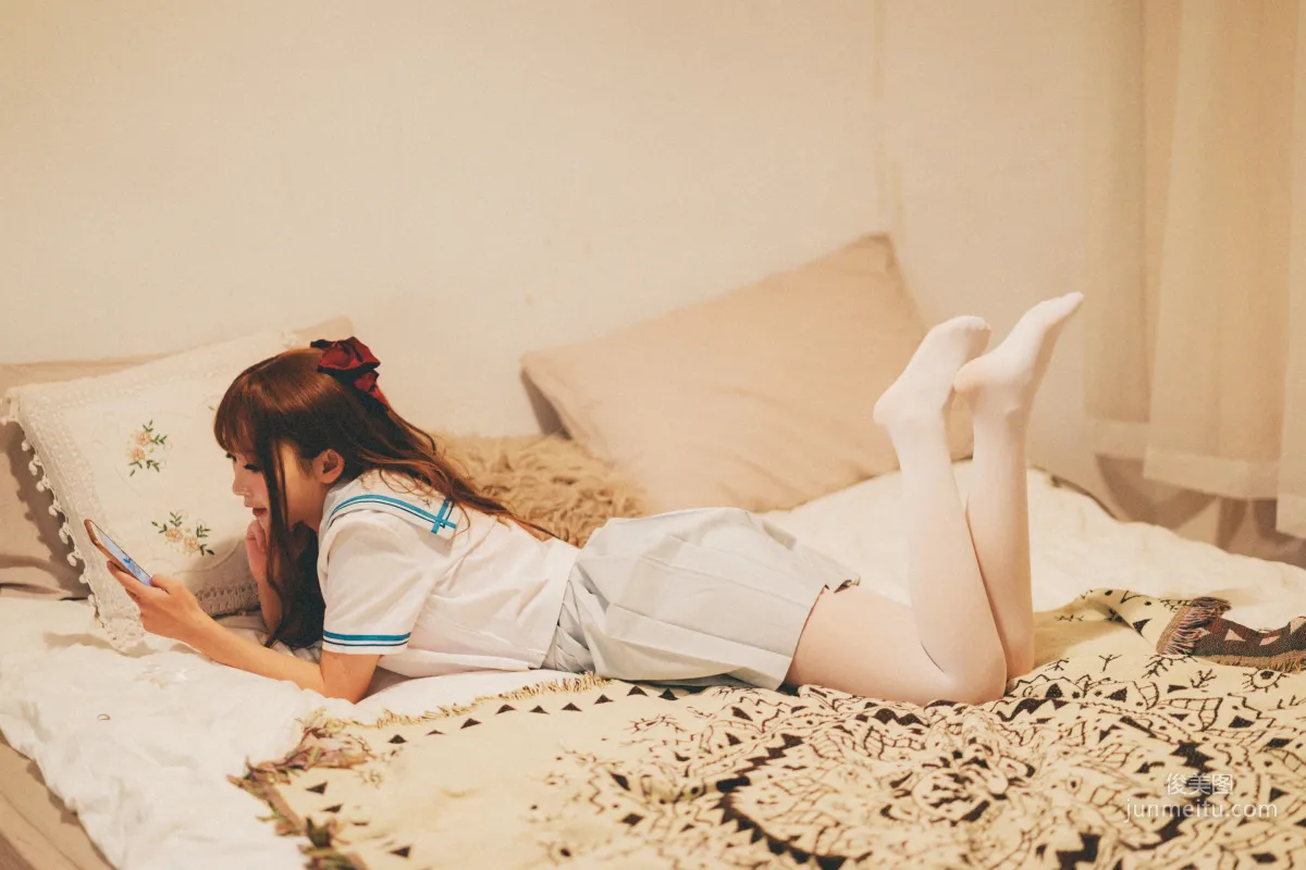 小姐姐面餅仙兒《JK秀》 [福利COSPLAY] 寫真集 12
