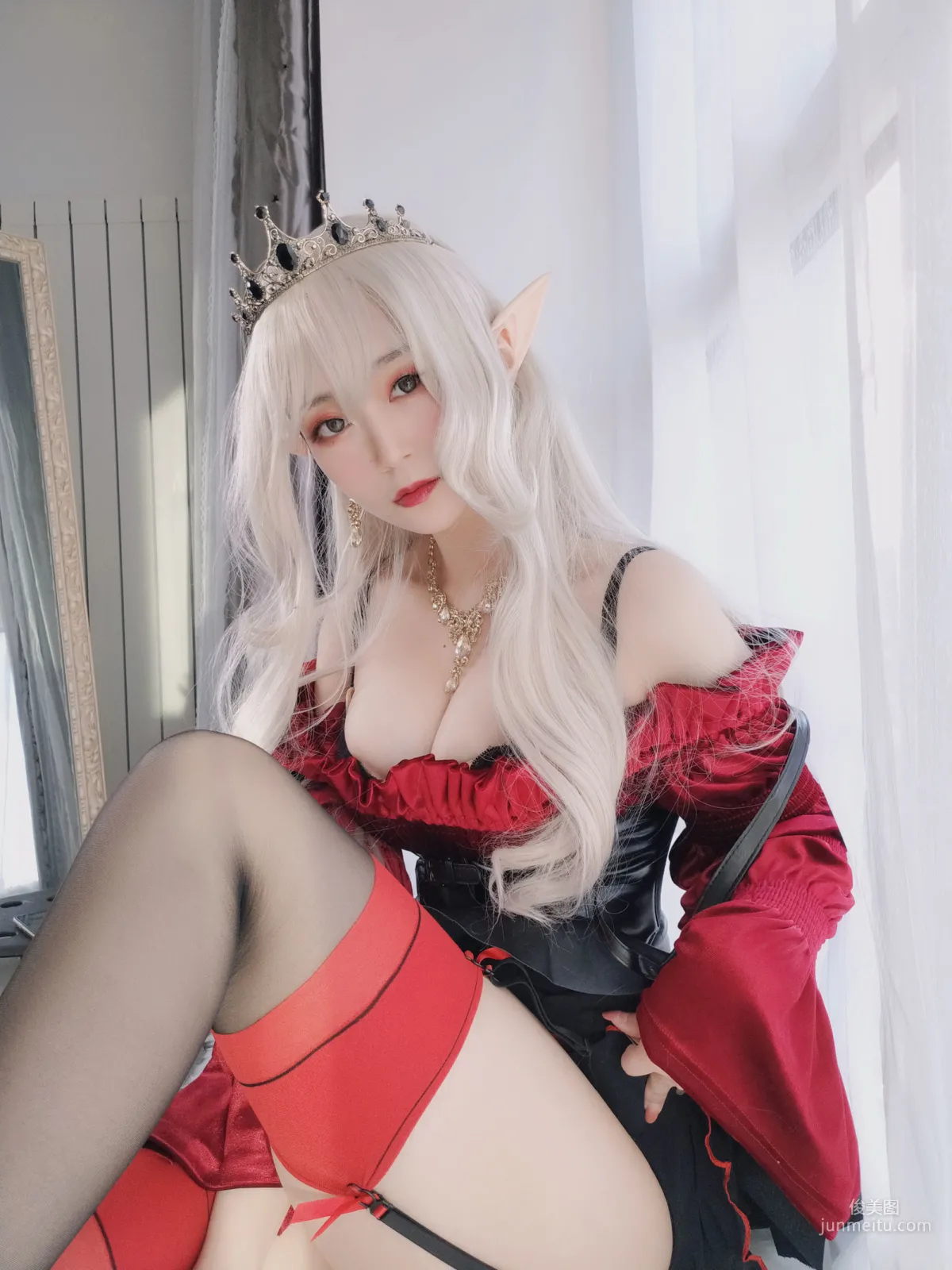 COSER白銀81《皇家吸血鬼》 [COSPLAY少女] 寫真集 8