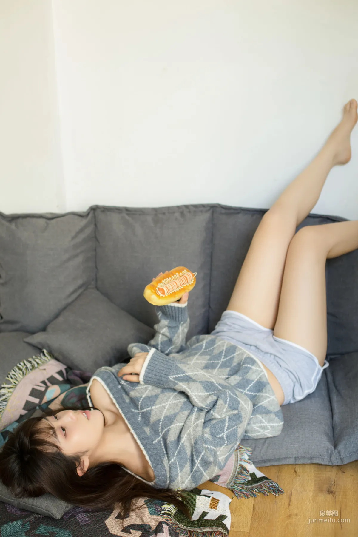 微博網紅福利姬鏡醬《不知夢 日常》 [COSPLAY美女] 寫真集 20
