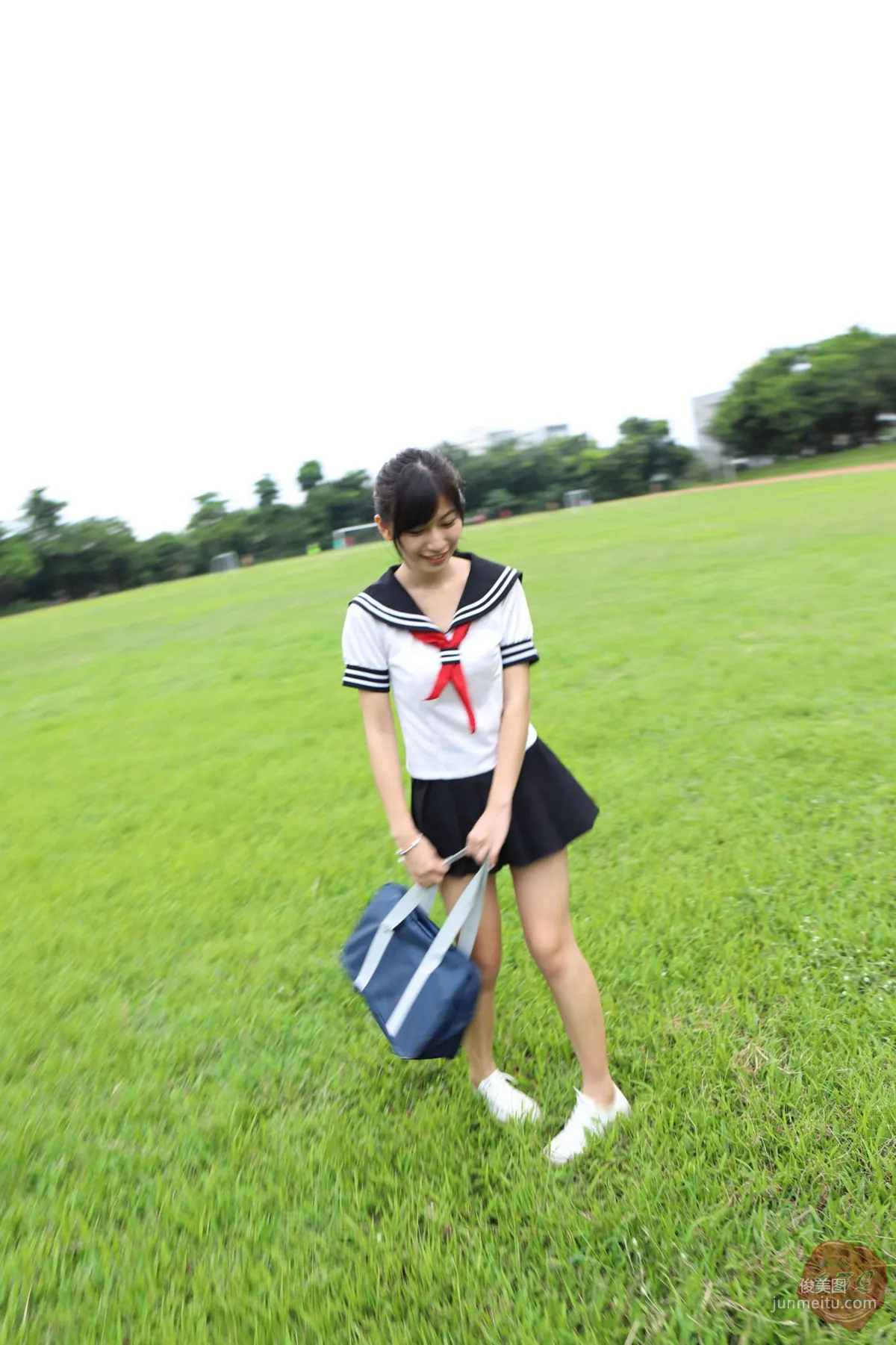 制服の女生 林溫蒂 [台灣正妹] 寫真集 41