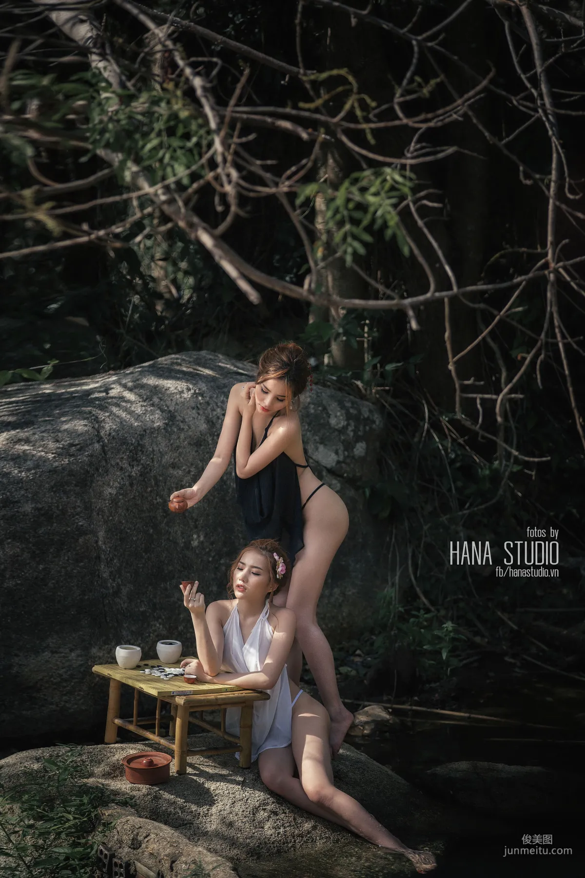 Thuy Nga Pham《越南陶瓷村》性感人體寫真集 12