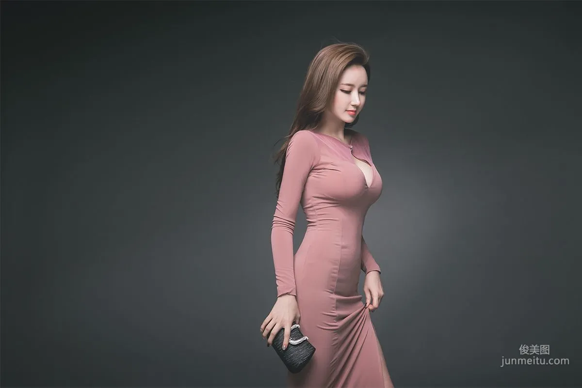 李妍靜《韓國網紅服裝模特2》寫真集 44