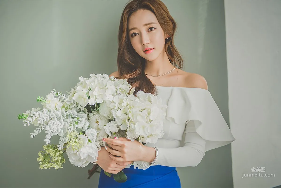 李妍靜《絕美高雅氣質女神3》寫真集 34