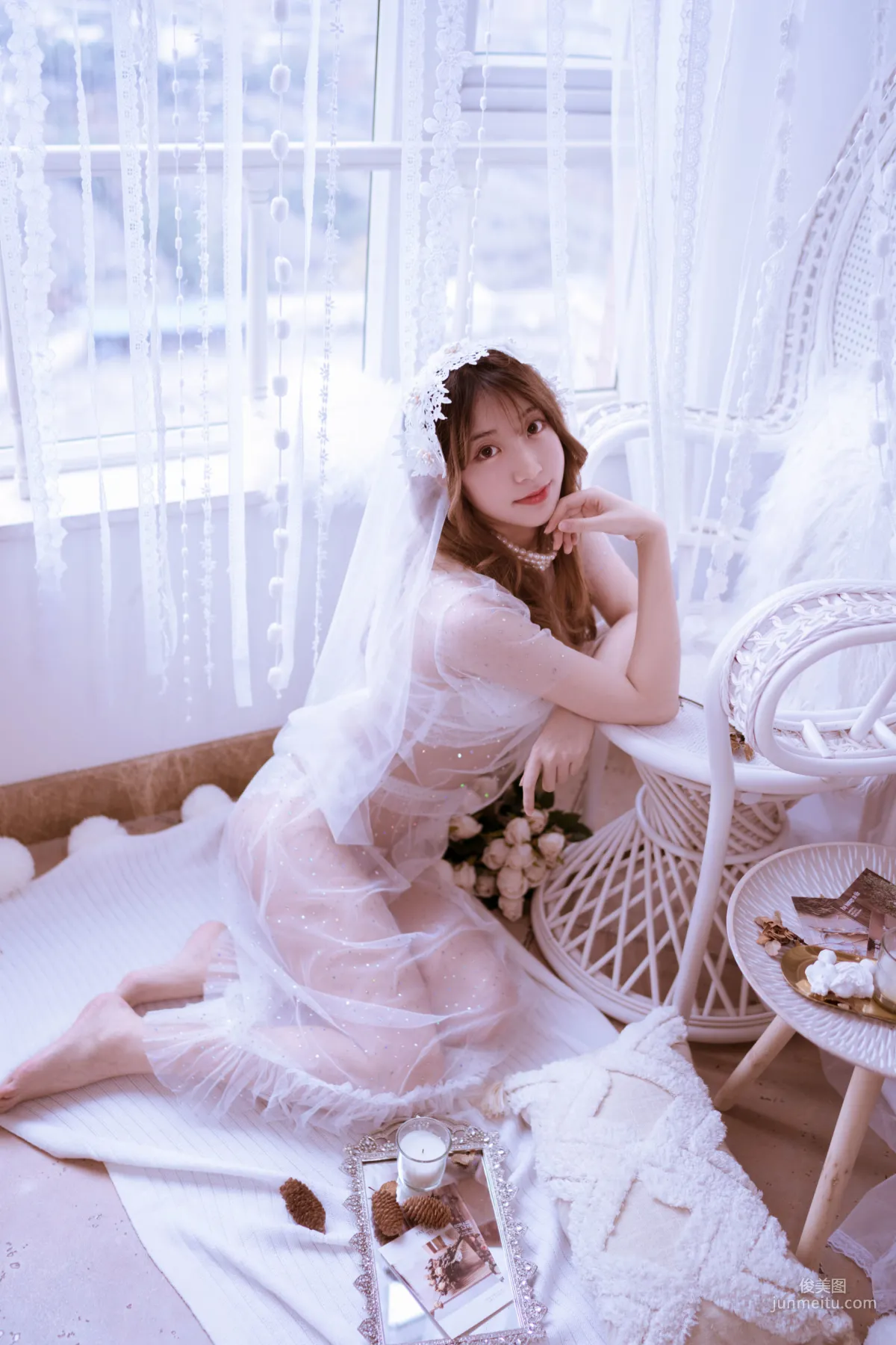 COSER黑川《年上彼女 婚紗+毛衣》 [COSPLAY少女] 寫真集 9