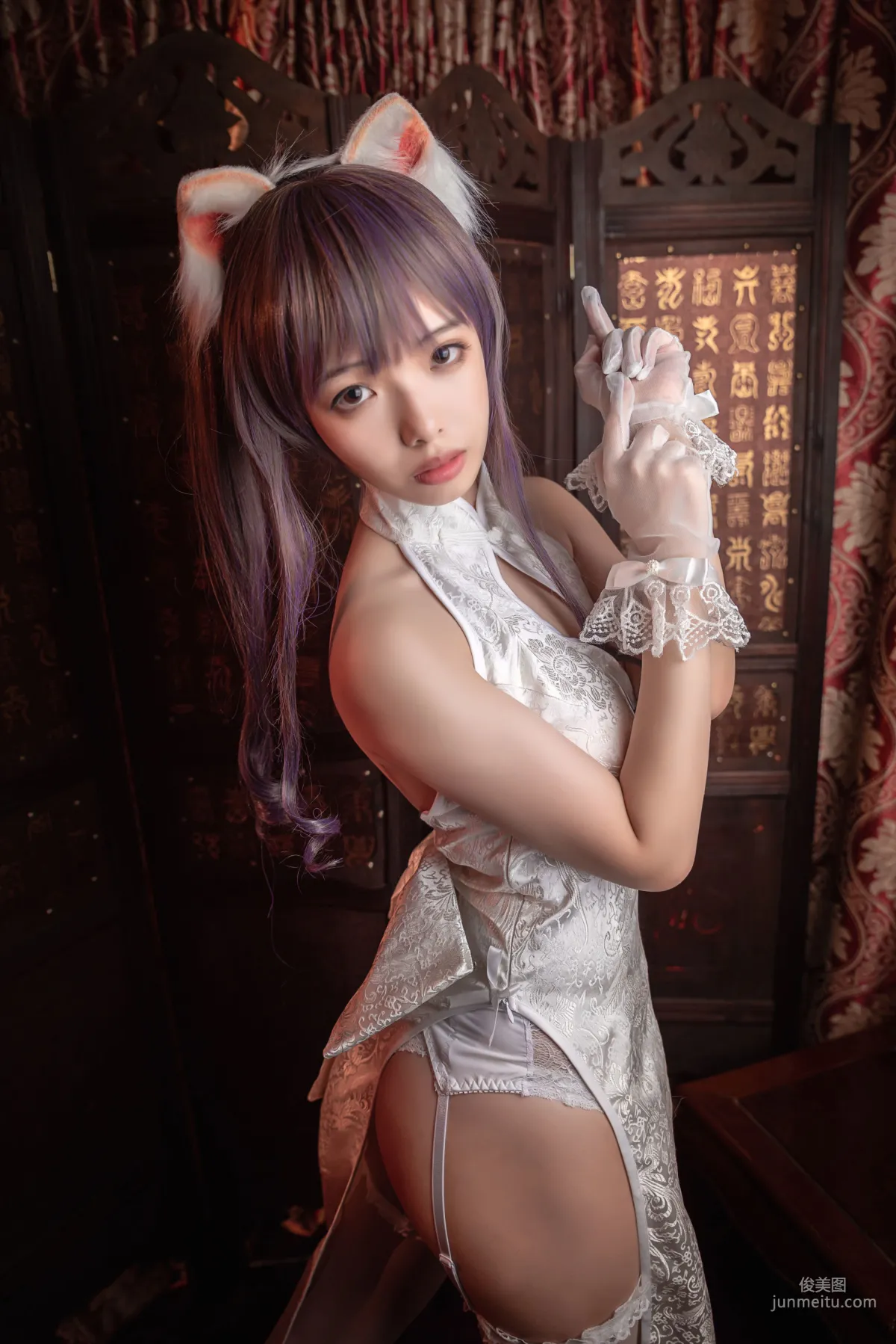 雯妹《旗袍白絲吊帶襪》 [COSPLAY福利] 寫真集 14