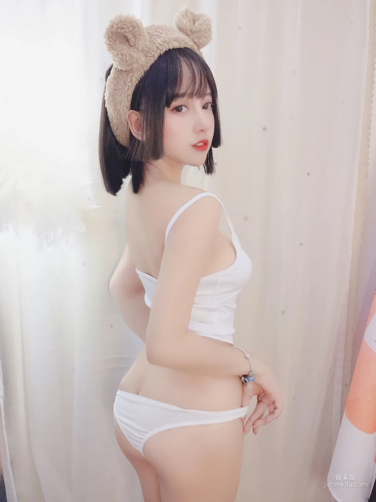 COSER米線線sama《小可愛熊妹》 [COSPLAY少女] 寫真集 8