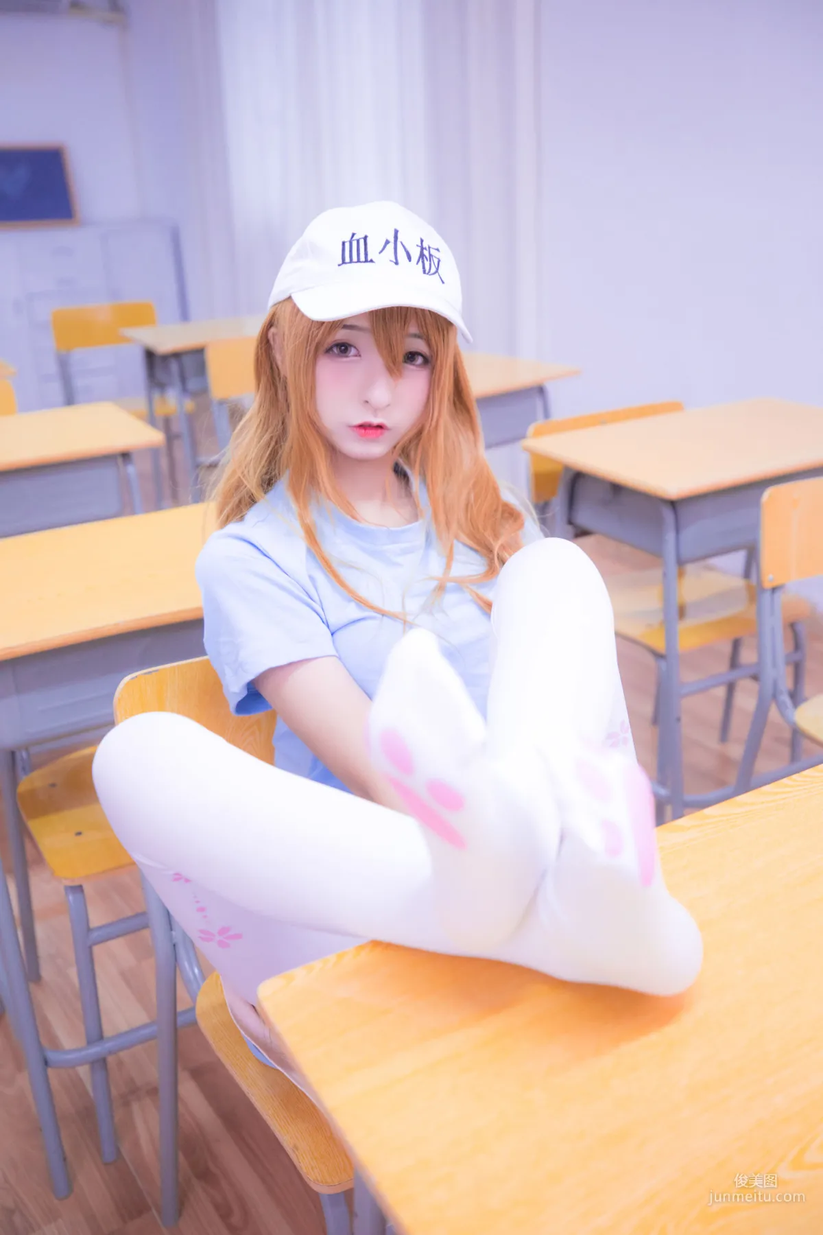 神楽坂真冬《血小闆》 [COSPLAY少女] 寫真集 17