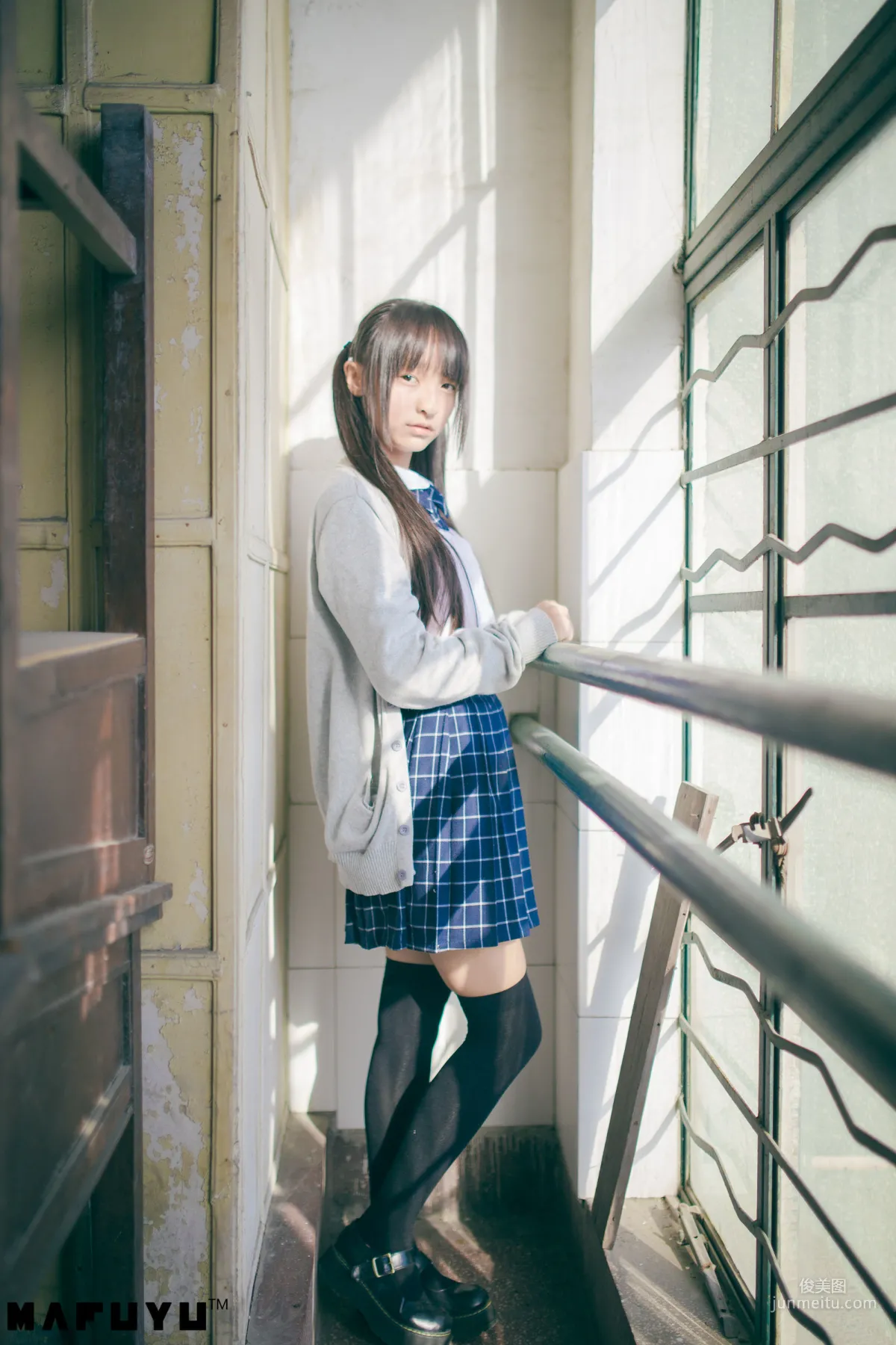 神楽坂真冬《陽光校服系列》 [COSPLAY美女] 寫真集 22