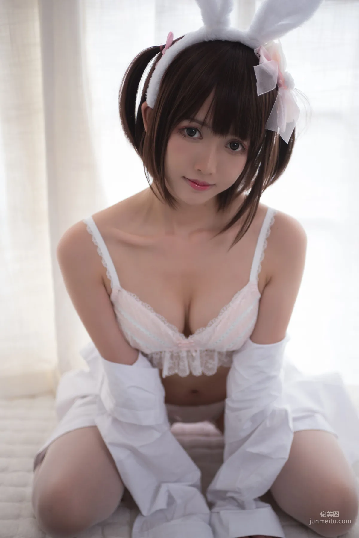鳗魚霏兒《獸耳+白色蕾絲情趣》 [COSPLAY美女] 寫真集 7