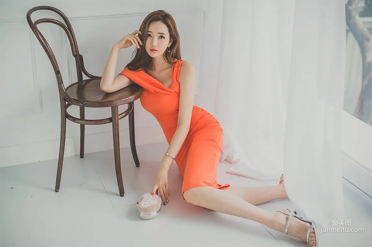 李妍靜《絕美氣質女神5》韓國美女寫真集 34
