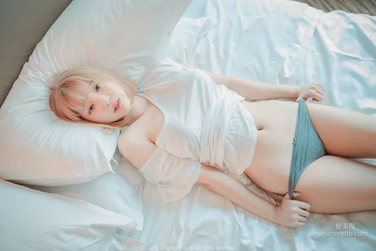 巨乳姜仁卿《丁字褲+T恤衫+網襪兔女郎》 [ARTGRAVIA] 寫真集 15