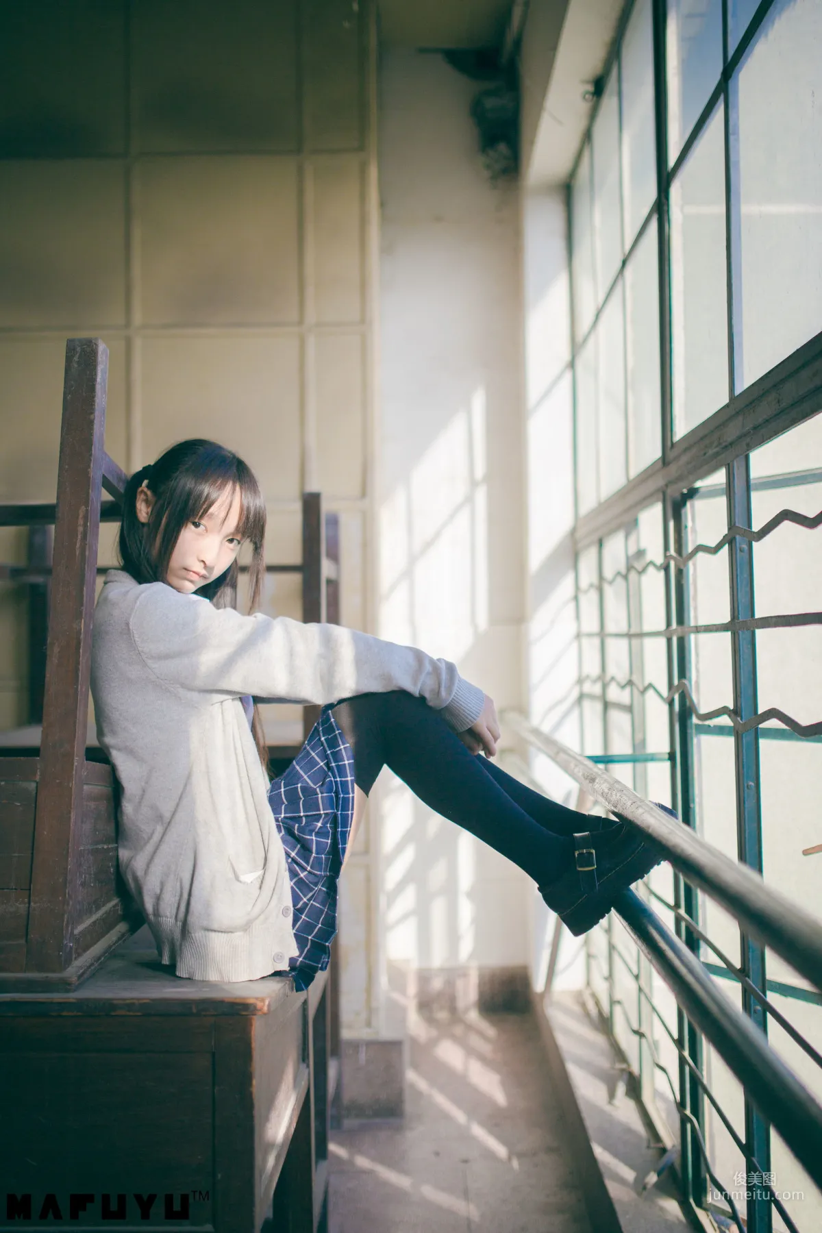 神楽坂真冬《陽光校服系列》 [COSPLAY美女] 寫真集 17