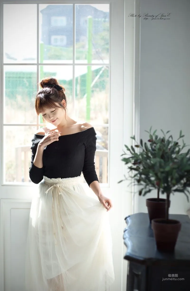 [韩国美女] 李恩慧《白色淑女长裙》 写真集44