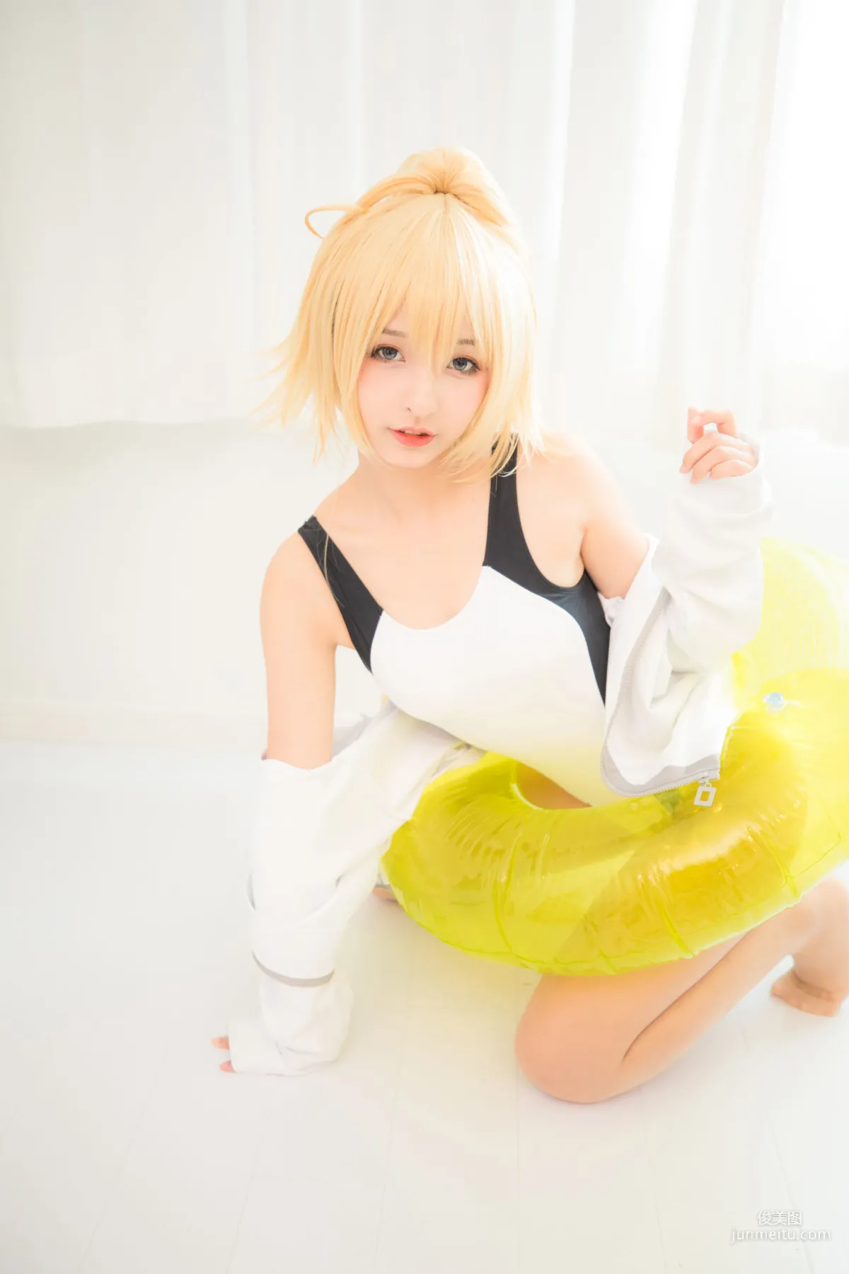 神楽坂真冬《貞德泳裝》 [COSPLAY少女] 寫真集 7