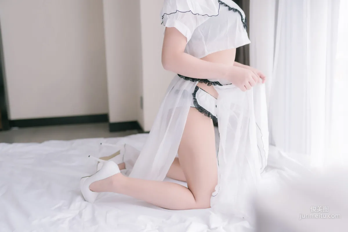 COSER抱走莫子aa《純白修女》 [COSPLAY美女] 寫真集 35