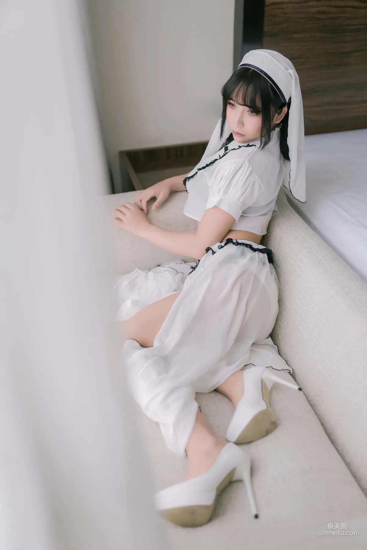COSER抱走莫子aa《純白修女》 [COSPLAY美女] 寫真集 2