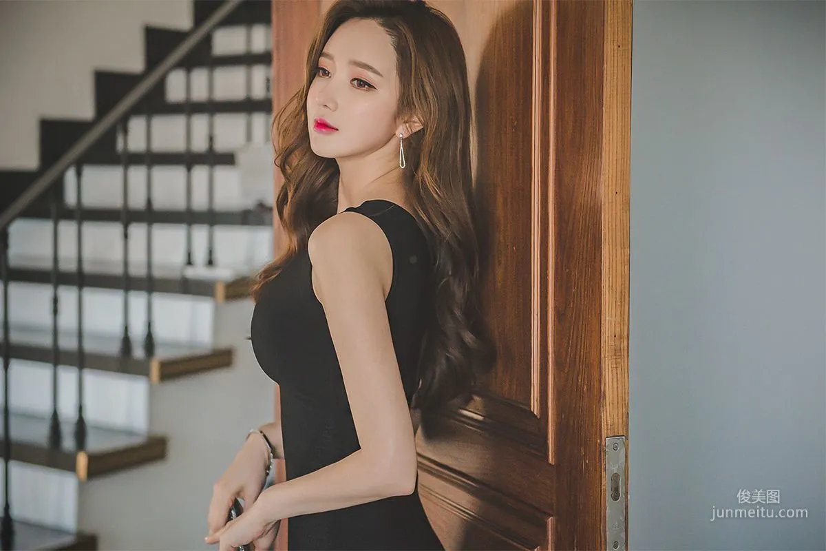 李妍靜《韓國絕美氣質女神2》寫真集 22