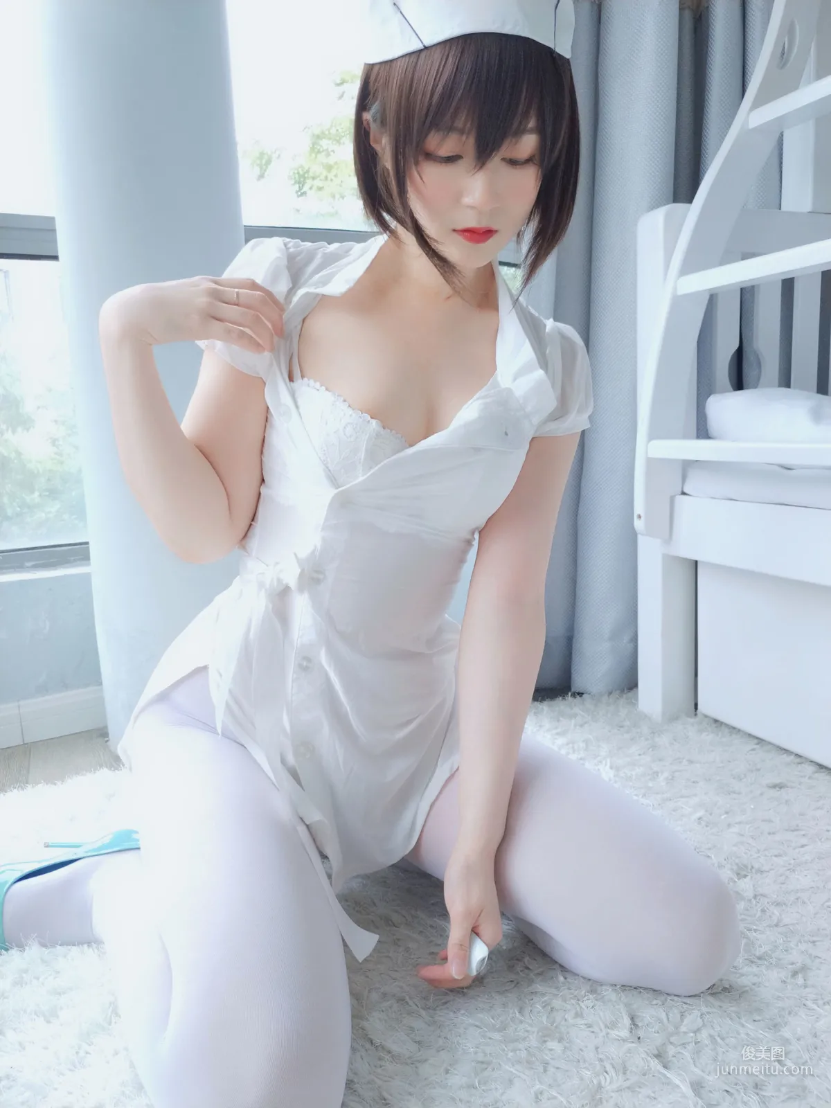 白銀81《白絲小護士》 [COSPLAY少女] 寫真集 25