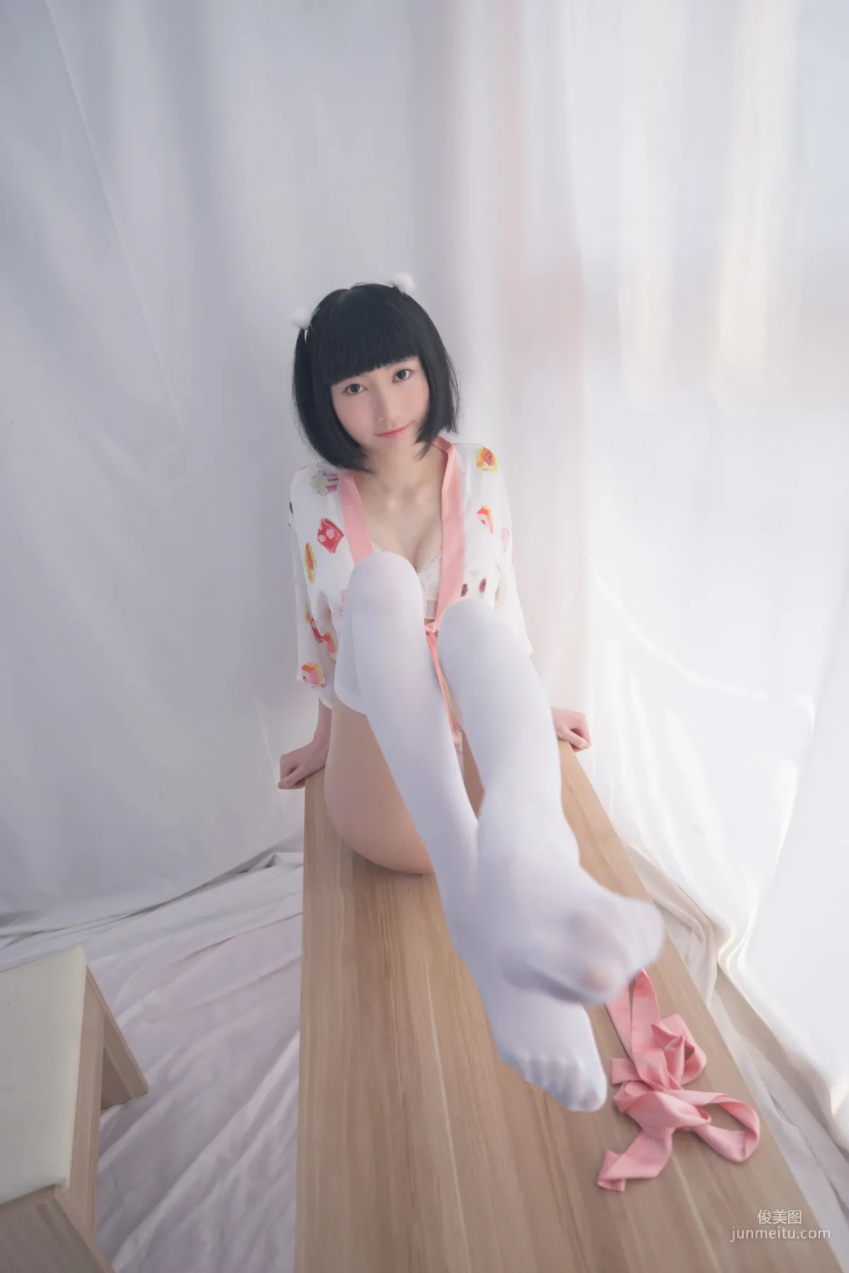 《妹妹头少女的白丝》 [轻兰映画] SPL.004 写真集2
