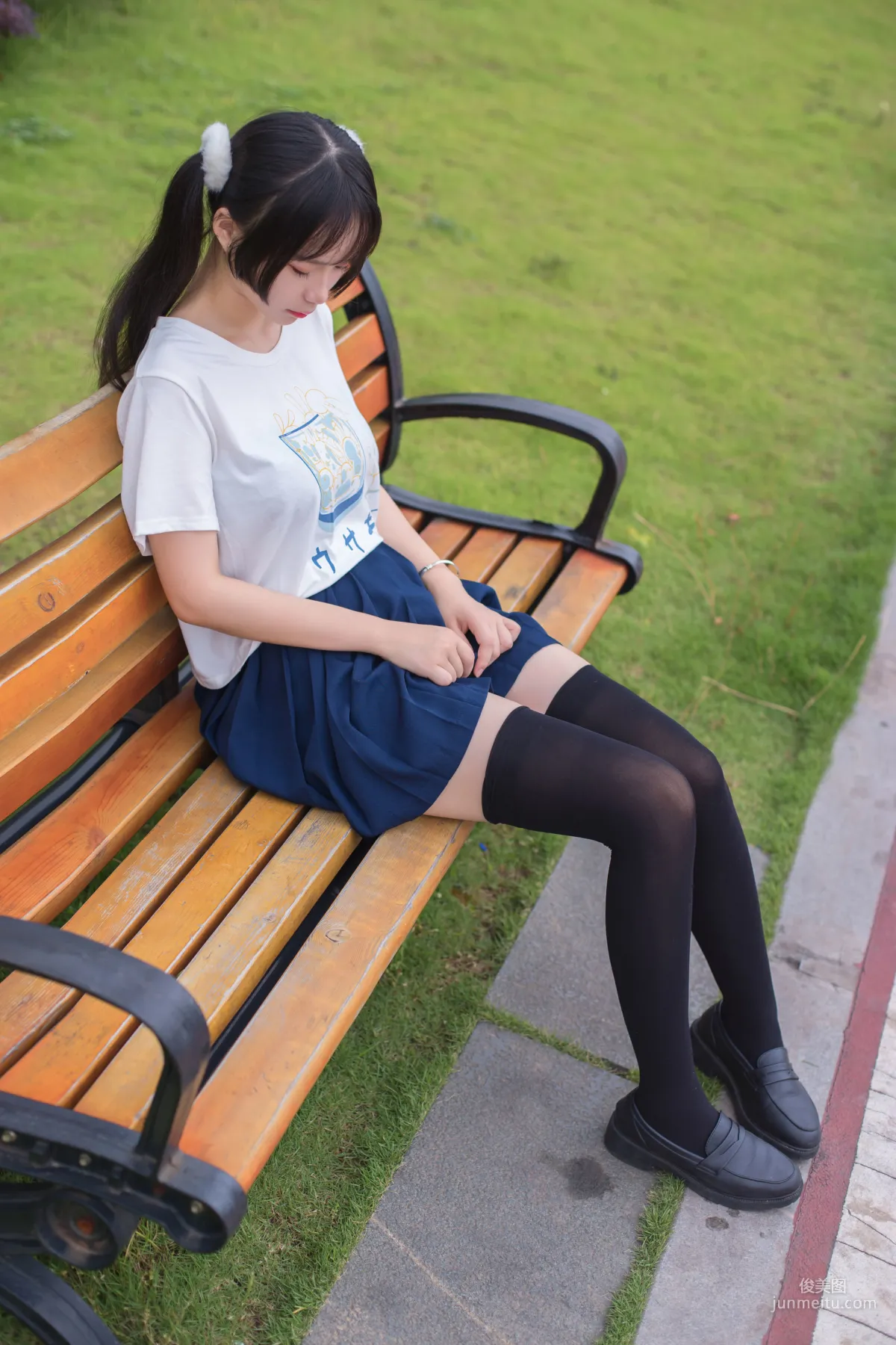《少女的黑白丝》 [轻兰映画] SPL.005 写真集12