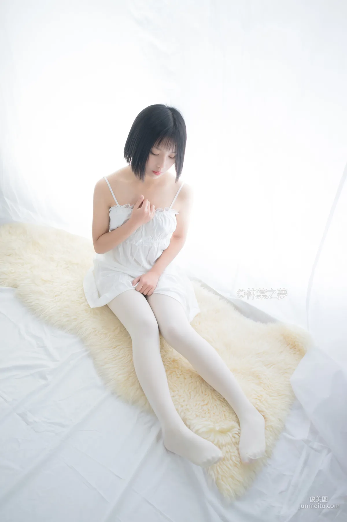 《清纯白吊带裙》 [轻兰映画] Grand.001 写真集4