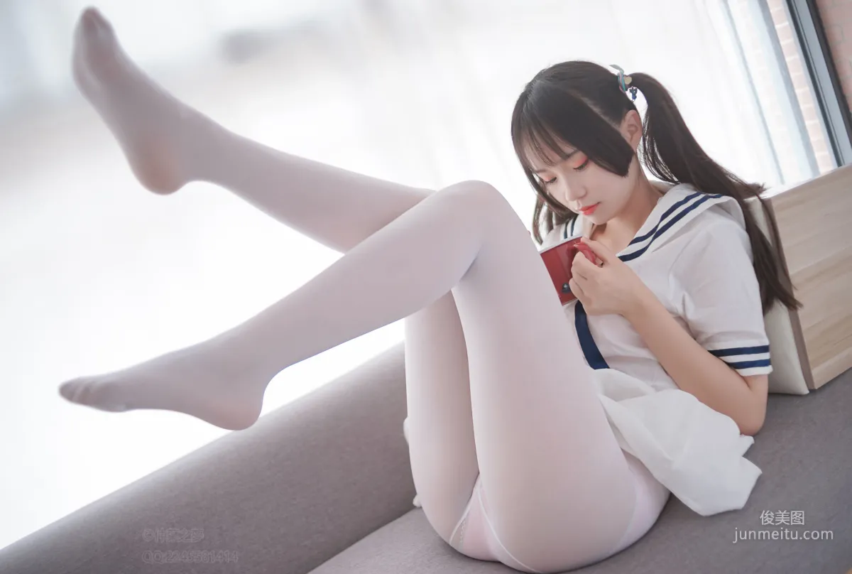 《白裙白丝美足》 [轻兰映画] SPL.006 写真集29