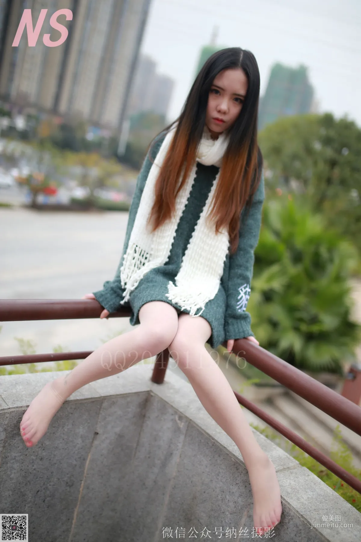 小师妹《撕丝袜的妹子》 [纳丝摄影] 写真集60