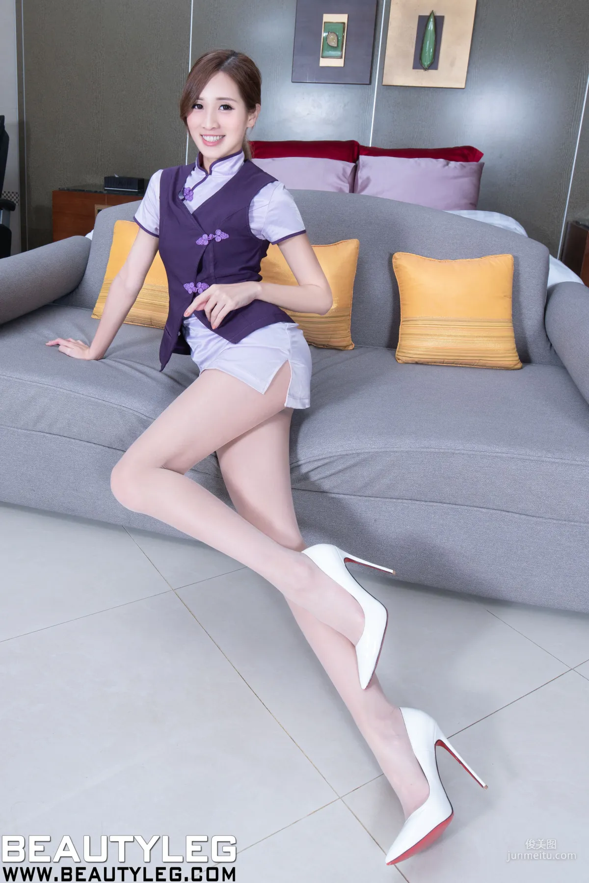 腿模Yun《短裙制服絲襪美腿》 [Beautyleg] No.1848 寫真集 13