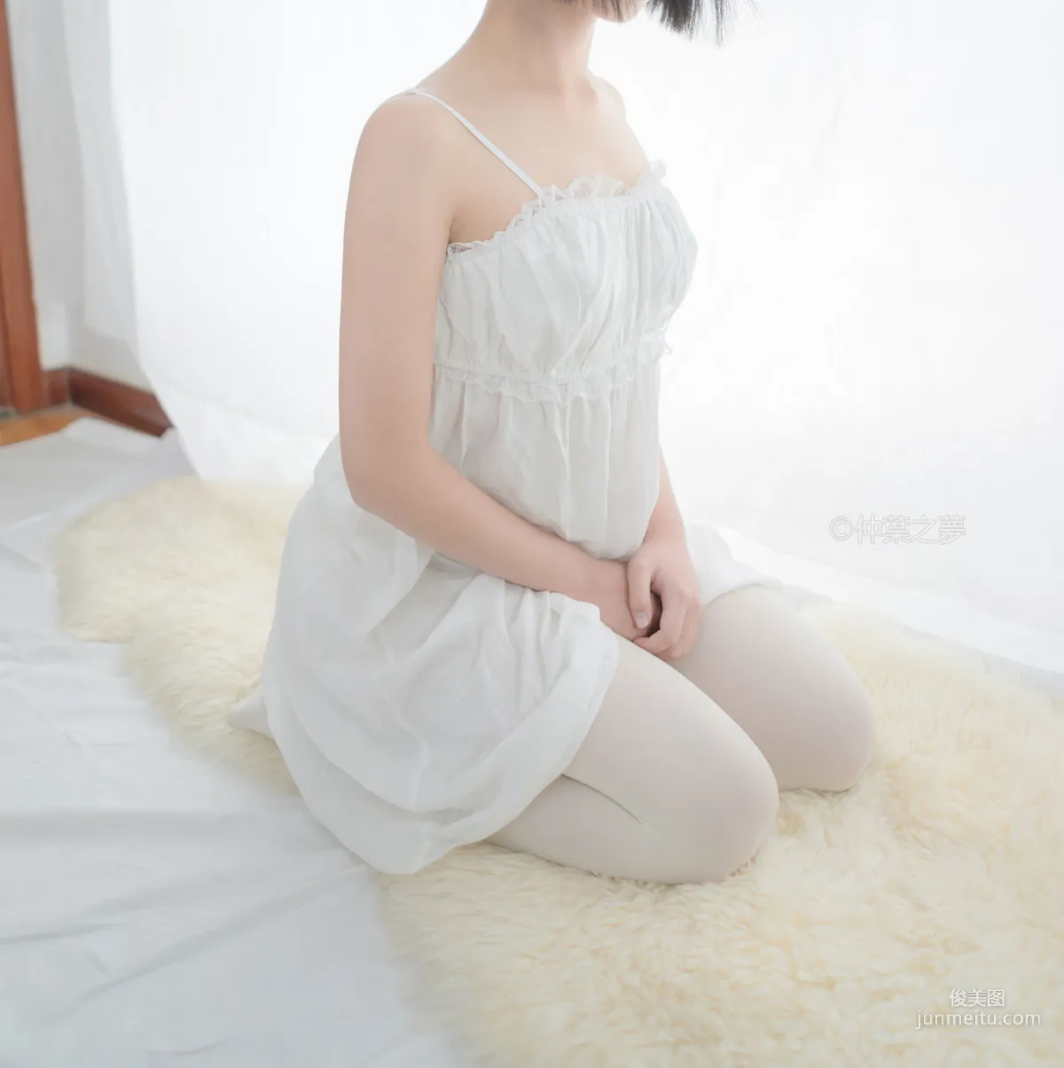 《清純白吊帶裙》 [輕蘭映畫] Grand.001 寫真集 32