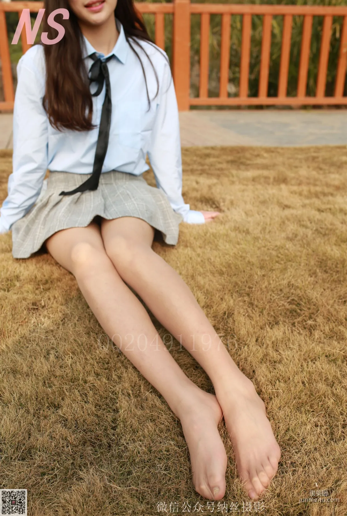 小黄圣依《青春少女的肉丝》 [纳丝摄影] NO.115 写真集44