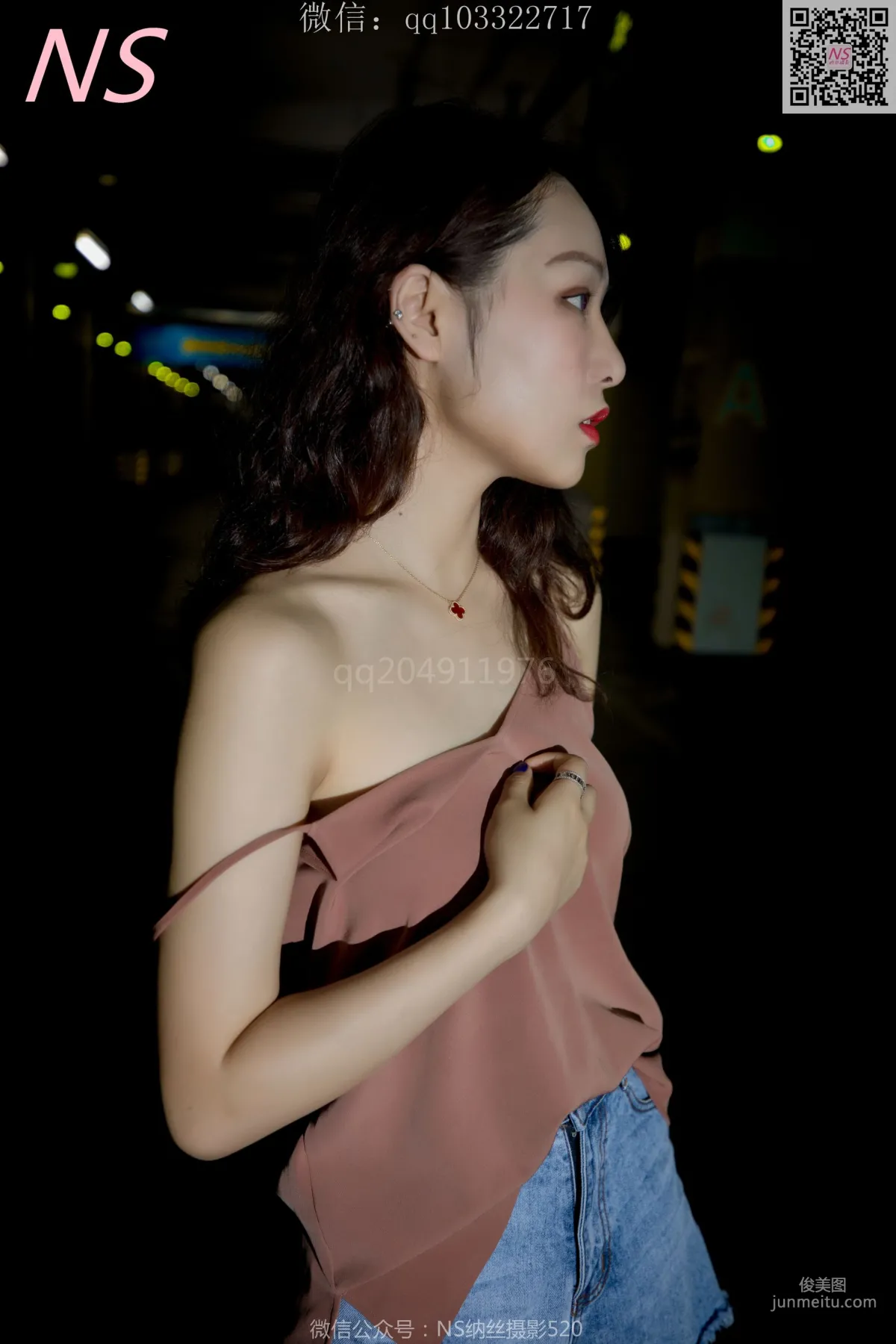 小朱茵《地下車庫的絲襪美腿女郎》 [納絲攝影] 寫真集 8