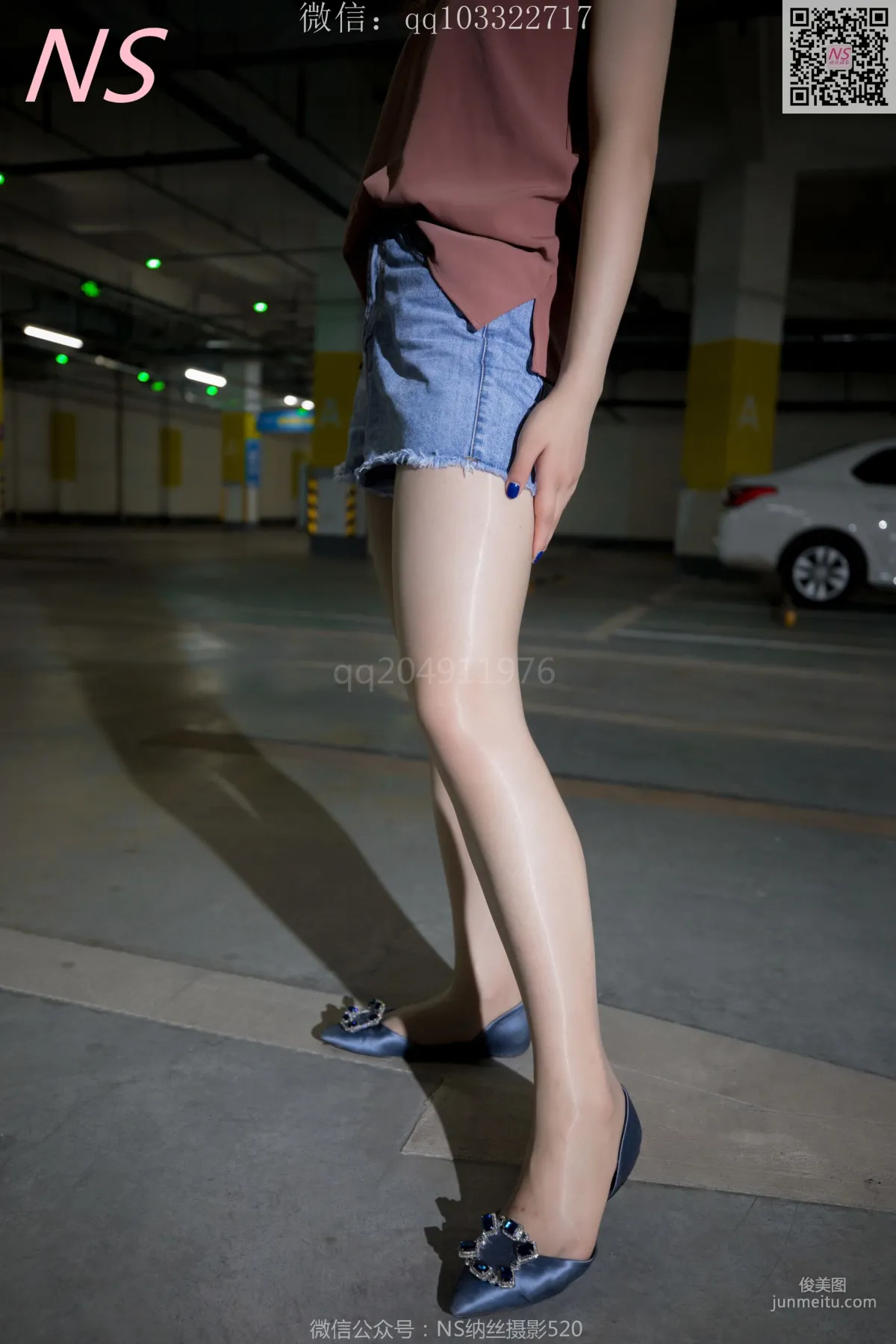 小朱茵《地下車庫的絲襪美腿女郎》 [納絲攝影] 寫真集 2