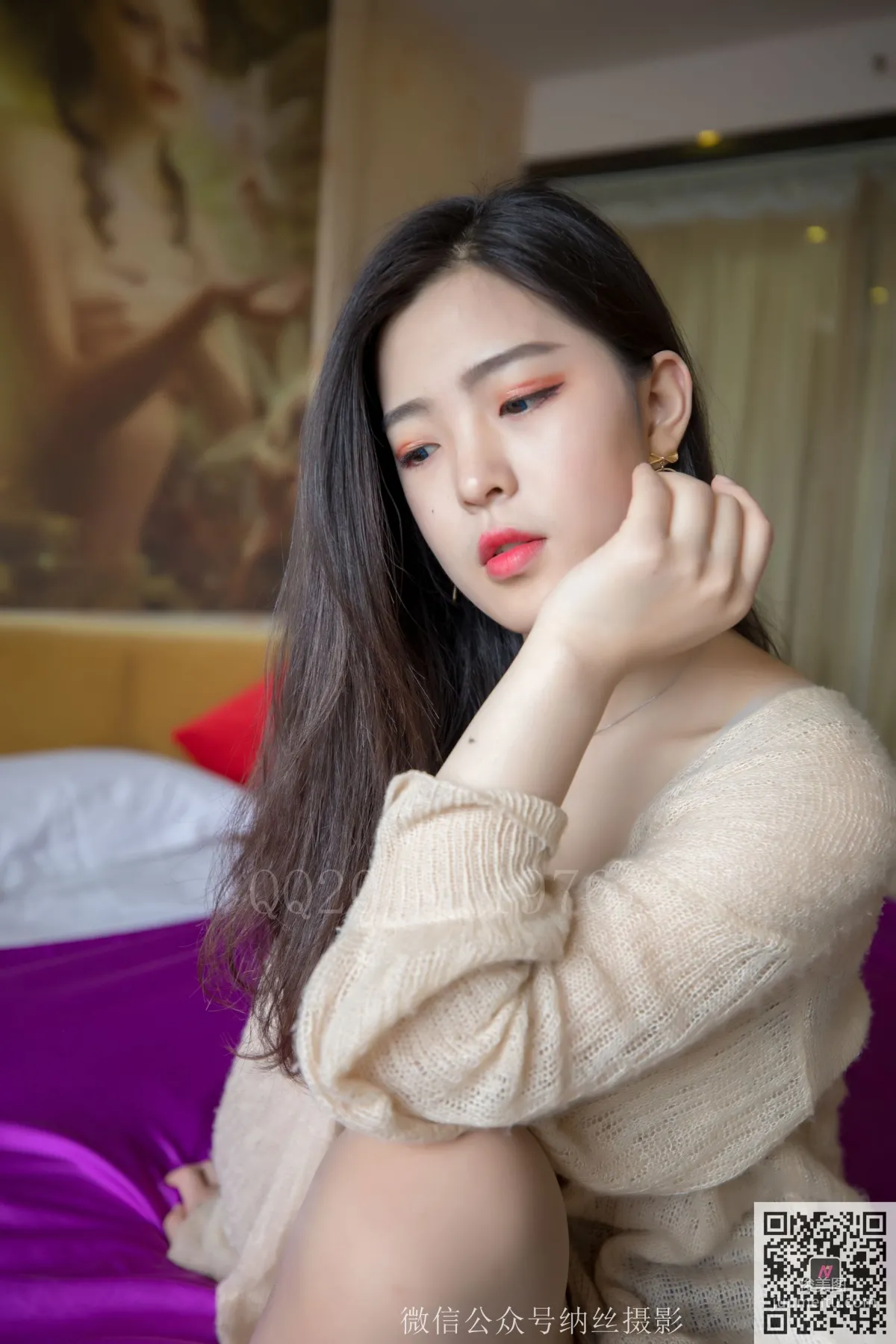 帆帆《情趣圓床上的肉絲美腿》 [納絲攝影] 寫真集 13