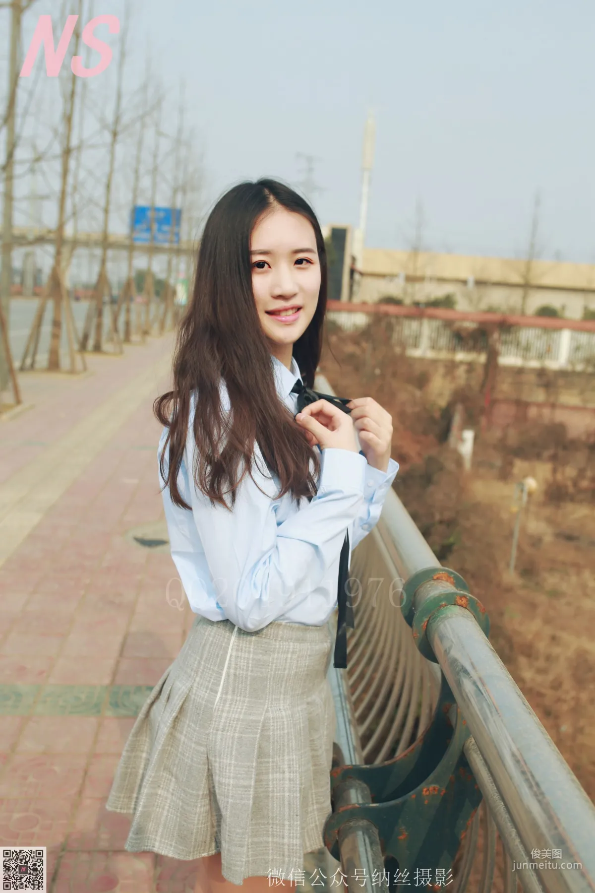 小黄圣依《青春少女的肉丝》 [纳丝摄影] NO.115 写真集1