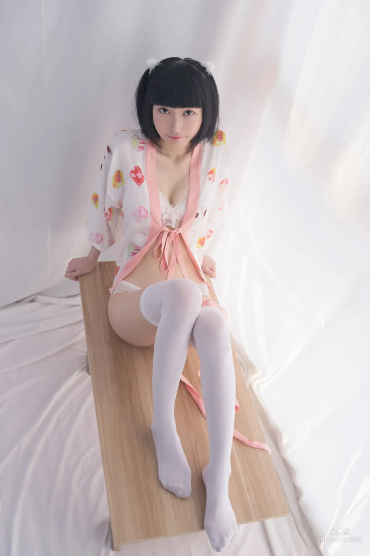 《妹妹头少女的白丝》 [轻兰映画] SPL.004 写真集4