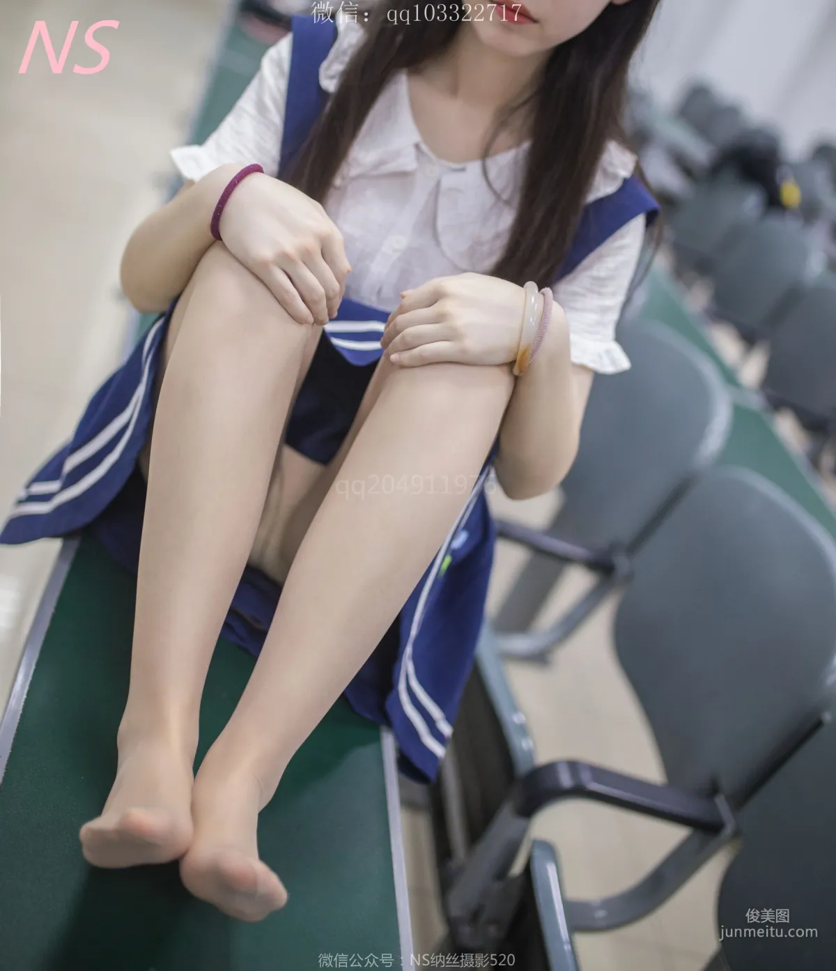 小纯《纯纯丝袜萌萌》 [纳丝摄影] 写真集19