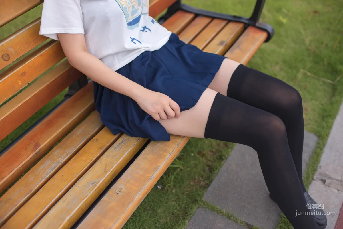 《少女的黑白丝》 [轻兰映画] SPL.005 写真集5