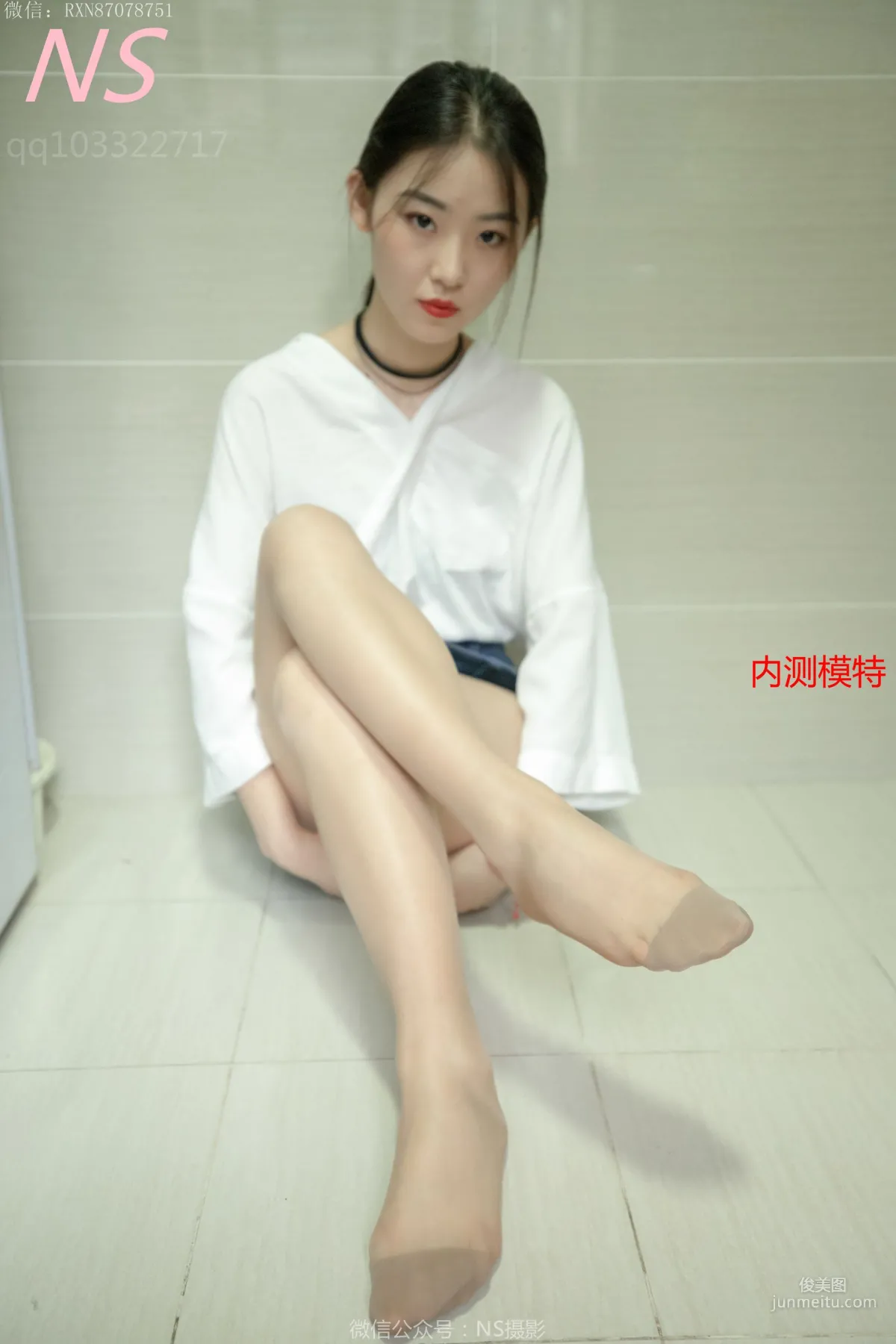 小狐狸《纯纯女孩居家肉丝》 [纳丝摄影] 写真集15