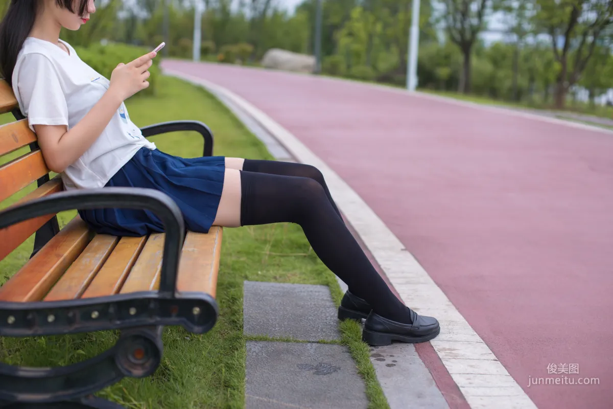 《少女的黑白丝》 [轻兰映画] SPL.005 写真集3