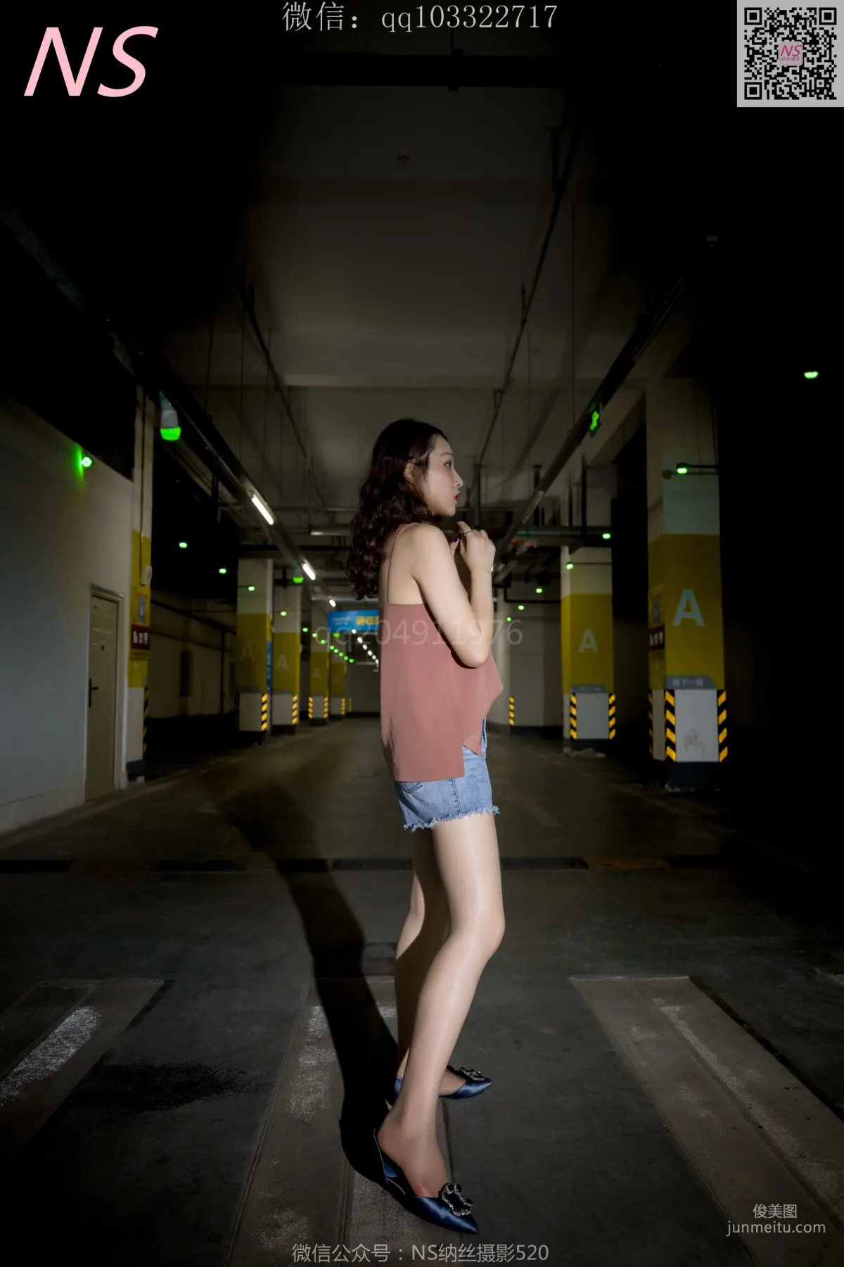 小朱茵《地下車庫的絲襪美腿女郎》 [納絲攝影] 寫真集 11
