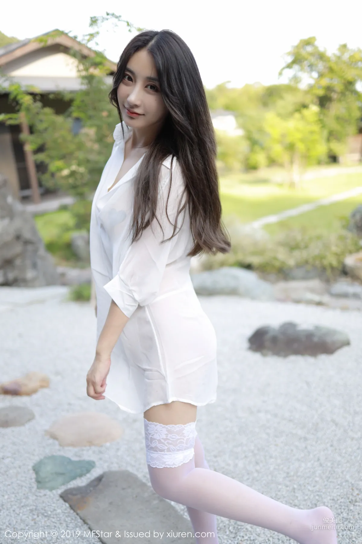 Betty林子欣《極品白襯衫女郎》 [模範學院MFStar] Vol.219 寫真集 6