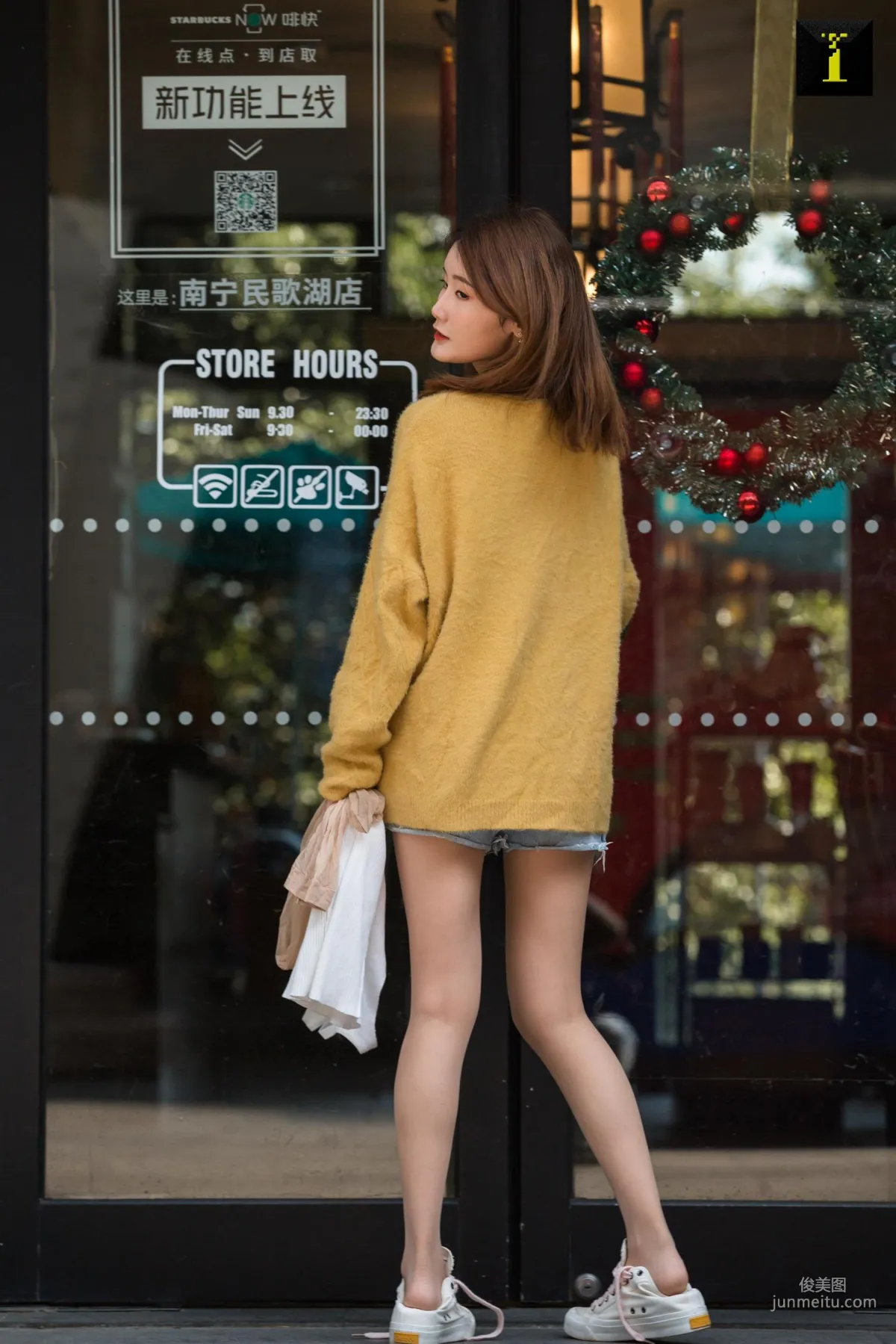 紫薇 《換上新買的高跟鞋》 [異思趣向IESS] 絲襪美腿寫真集 94