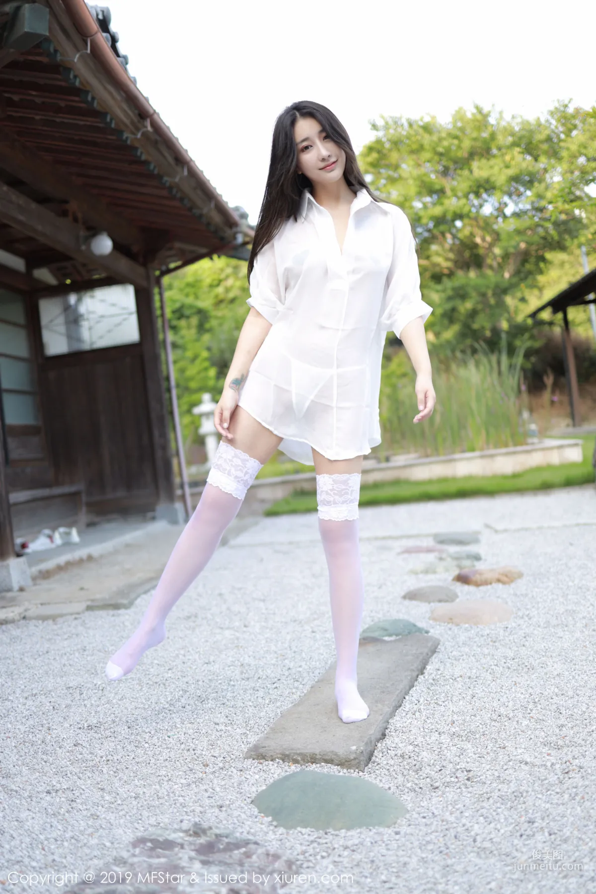 Betty林子欣《極品白襯衫女郎》 [模範學院MFStar] Vol.219 寫真集 9