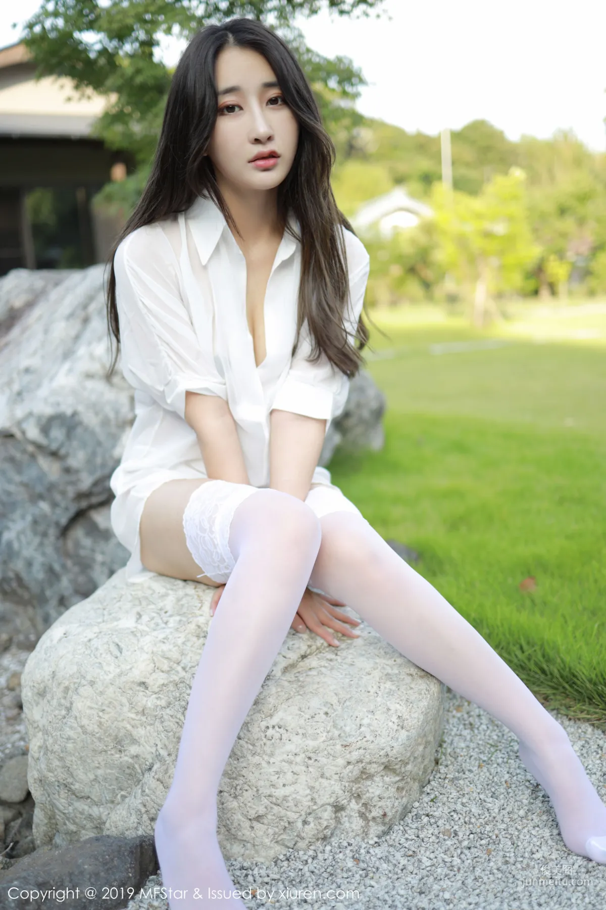 Betty林子欣《極品白襯衫女郎》 [模範學院MFStar] Vol.219 寫真集 13