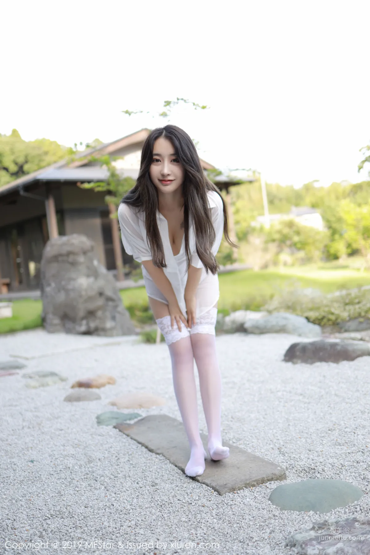 Betty林子欣《極品白襯衫女郎》 [模範學院MFStar] Vol.219 寫真集 5