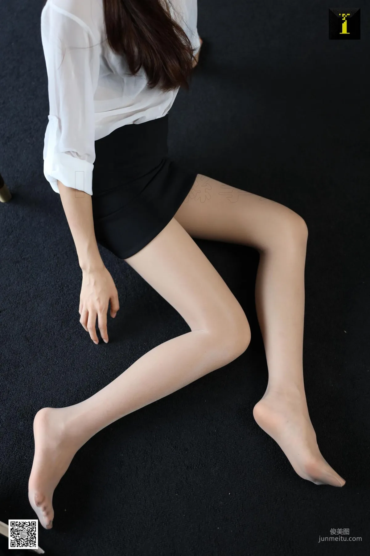 美子 《美子漆皮高跟》 [異思趣向IESS] 絲襪美腿寫真集 80