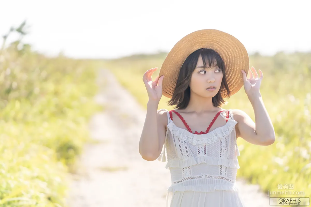 もなみ鈴(萌波鈴) Suzu Monami [Graphis] First Gravure 初脫ぎ娘 No.167 寫真集 32